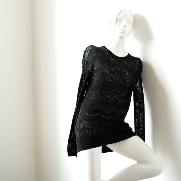 Vince Knit Sweater in Black - Size Small - Picture 1 of 7